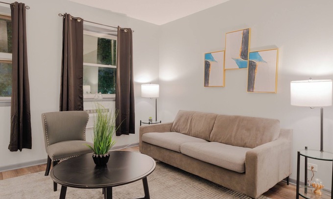 West Ridge Apartment | 1BR Gem in Prime, Vibrant Location Walk To Dining and Shops