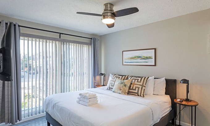 Neartown Apartment | 1BR Keys To Montrose 06! Downtown, Medical Center ⭐️⭐️⭐️⭐️⭐️