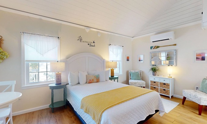 Lower Township House | 1BR King Bed Sofa Bed Sleeps 4 POOL - 9