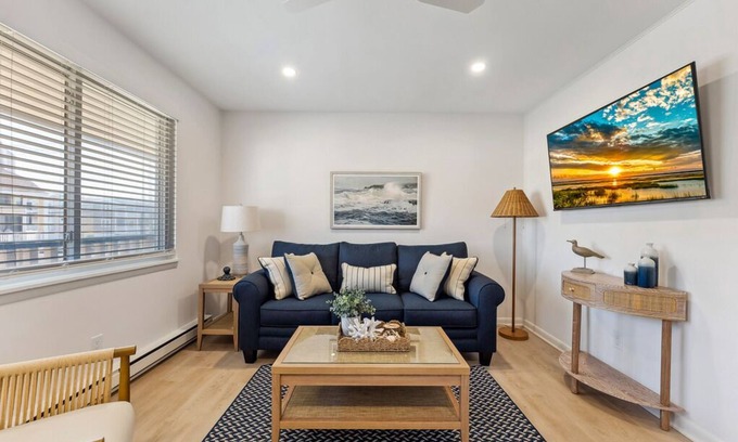 Gold Coast Condo | 1BR Ocean City Condo – Walk to 34th Street Beach