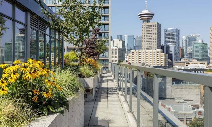 Gastown Condo | 1BR Stunning view in DT Gastown (30 days min)
