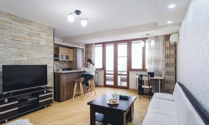 Kentron Apartment | 1BR:Sunshine/City Center/Panoramic view