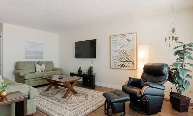 Fort McMurray Apartment | 1BR w/ King Bed | Free Parking | Self-Check In