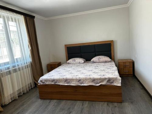 Geghanist Apartment | 1Cosy apartment near airport EVN