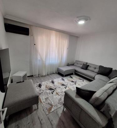 Bornova Apartment | 1Ege üniversitesi ve hastanesine çok yakın aileye