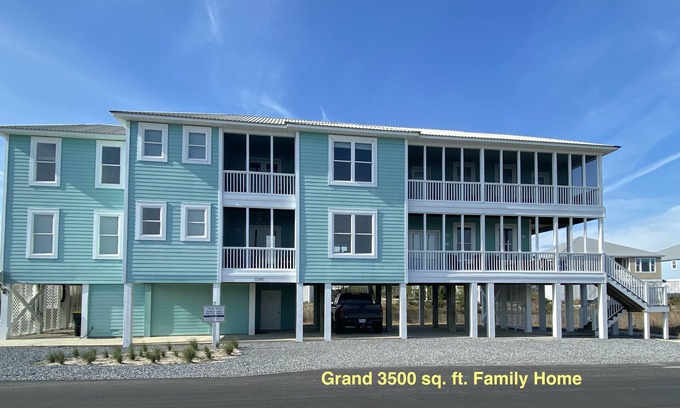 Morgantown House | 1min to Boardwalk-Large 2nd Tier Home-Elevator-2 pools-6Balconies-tennis/pickl.