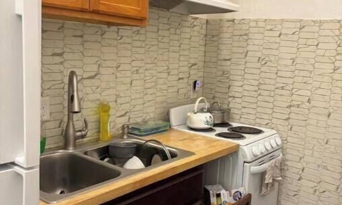 Frankford Apartment | 1Rear w/parking near Aria hospnn