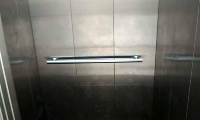 Ahmedabad Apartment | 1room & kitchen with small balcony, full of sunlight & wind