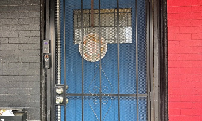 North Philadelphia Apartment | 1st fl Studio across from Temple Hospital