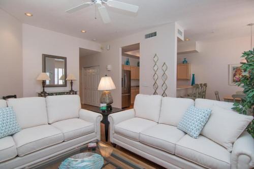 McCormick Ranch House | 1st Flr, Enclosed Patio, Mercado Shops, Walkable