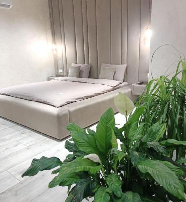 Khmelnitskiy Apartment | 2к шикарний люкс!