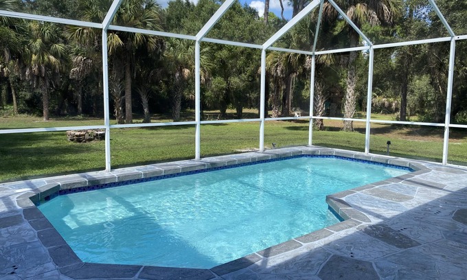 North Port Ski Chalet | 2+ Acres Lot 3BR/2BA 2200 Sq.ft - Salt Heated Pool
