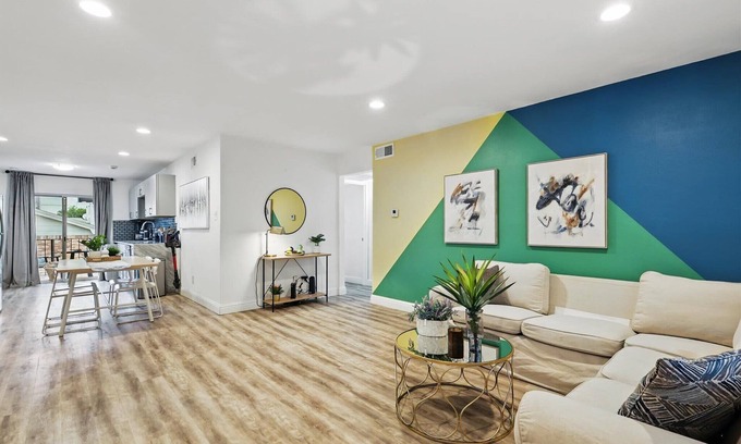 Vickery Meadow Apartment | 2-BD/2-BA Apartment w Pool & Patio (30+ days)