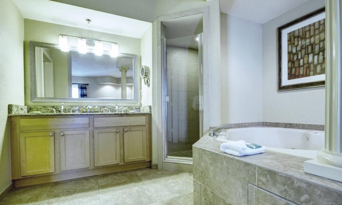 Kissimmee Condo | 2 Bd Disney Dream Vaca @ Star Island !