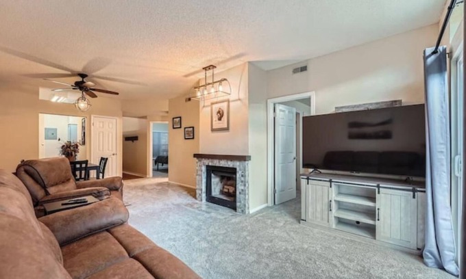 Gunbarrel Apartment | 2 BDR Near Boulder Country Club