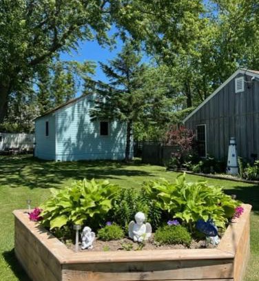 Southampton House | 2 bdrm country cottage - The Bait - Rosewood cottages