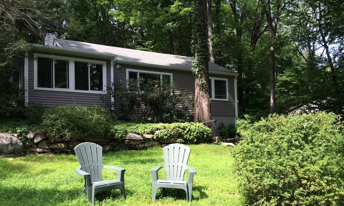 Putnam Valley House | 2-bdrm w/ Deck 1 Hr. from NYC!