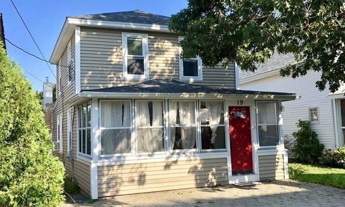 Onset House | 2 BDRMS, SLEEPS 6, 1 1/2 BATH