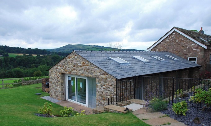 Whaley Bridge Cottage | 2 bedroom accommodation in Whaley Bridge near Buxton