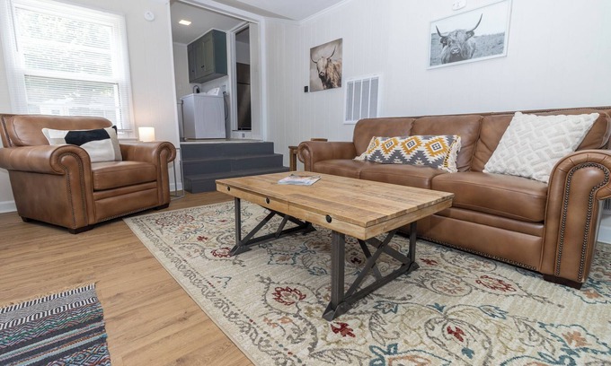 Greensboro House | 2 bed/1 ba-across f/Coliseum/GAC
