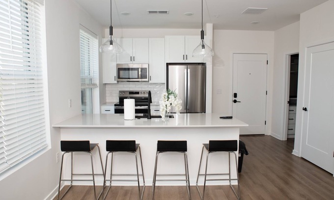 Morrisville Apartment | 2 Bed 1 Bath Apartment Near Park West Village
