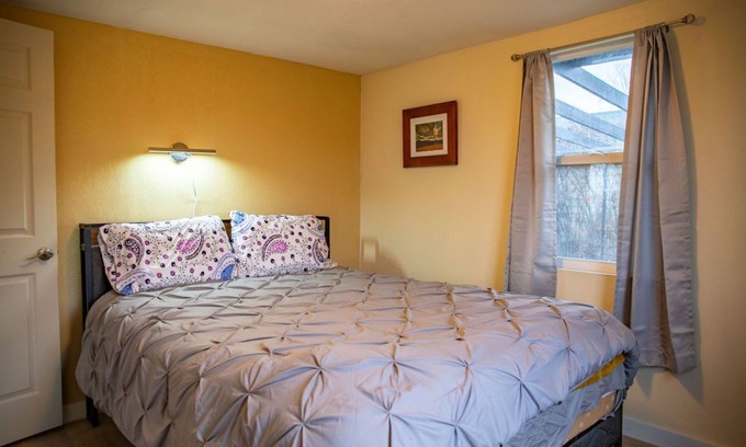 Price Cottage | 2 bed 1 bath cottage home