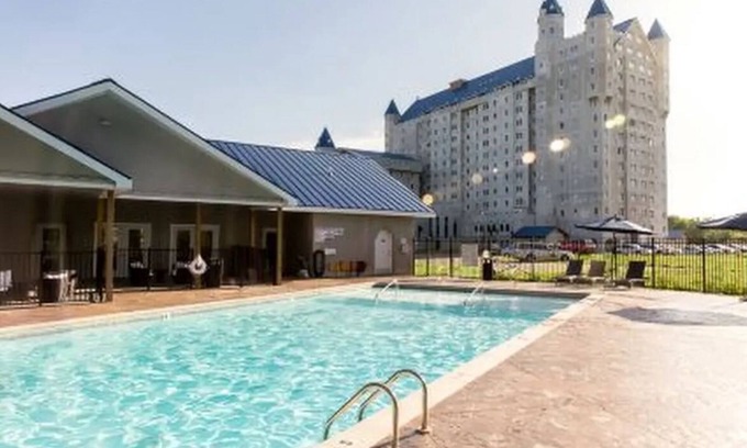Grandville Apartment | 2 bed 2 bath apartment in Castle