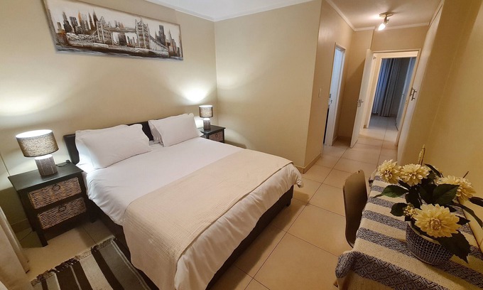 Menlyn Apartment | 2 bed, 2 bath Apartment, Menlyn