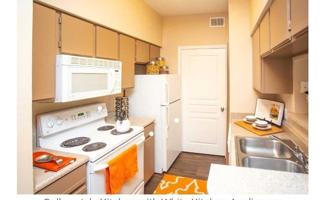 Fort Worth Apartment | 2-bed, 2 bath apt with washer and dryer WiFi, near downtown Fort Worth/TCU/Zoo