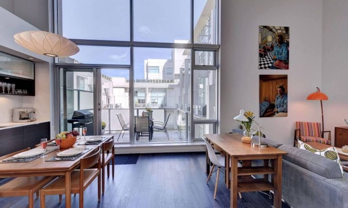 Downtown Victoria Apartment | 2 Bed 2 Bath Historic Loft w Parking Pet Friendly