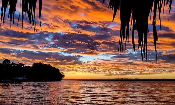 San Jose Peten House | 2 Bed, 2 Baths, Sleeps 4, Beach with deck And Garden