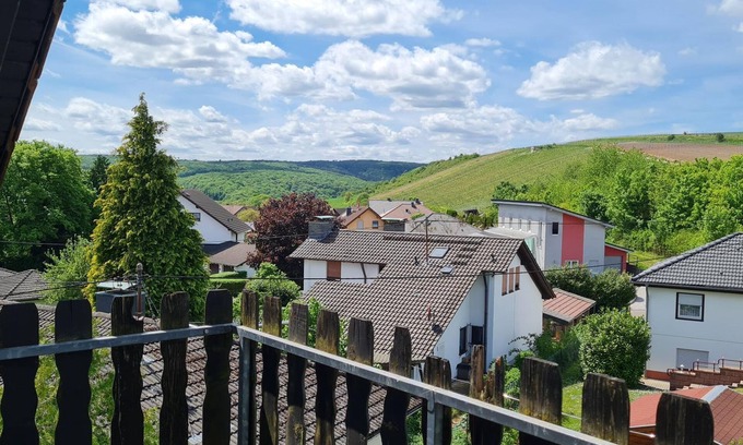 Burgsponheim Apartment | 2-bed apartment (30 sqm) - castle view - winery and holiday apartment Erbacher Hof