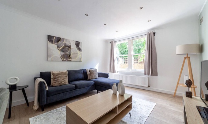 Clapham Apartment | 2 Bed Apartment in Clapham