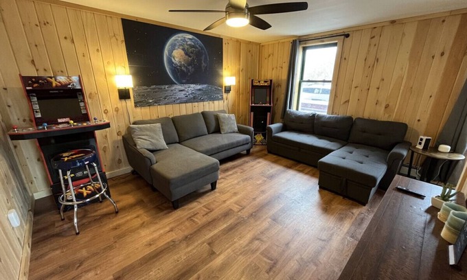 Stephentown Apartment | 2 Bed Berkshire Apt minutes to Jiminy Peak Ski
