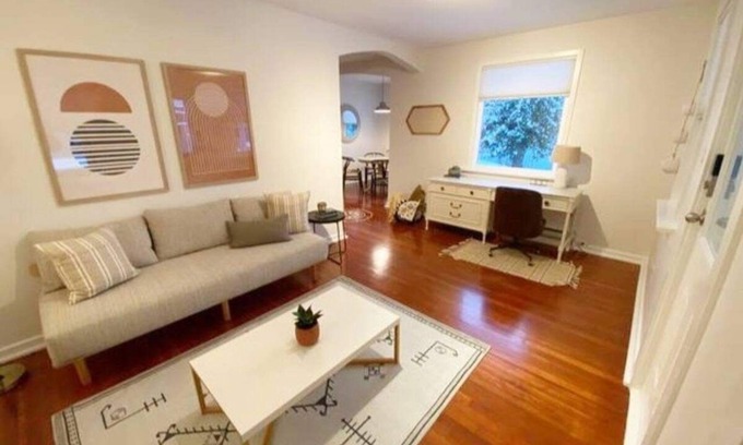 Powell River House | 2-Bed Bungalow Monthly Rental - Contact for dates