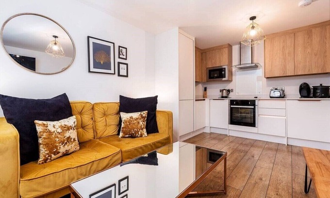 Hull Apartment | 2 Bed | Central Hull | FREE Parking