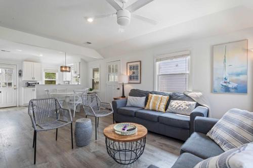 Margate City Apartment | 2-Bed Home by the Bay