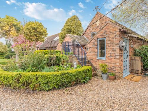 Clows Top House | 2 Bed in Bewdley CC090