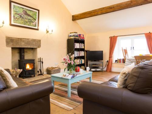 Peak District House | 2 Bed in Chapel-en-le-Frith PK606