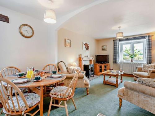 Kirkby Stephen House | 2 Bed in Kirby Stephen SZ265