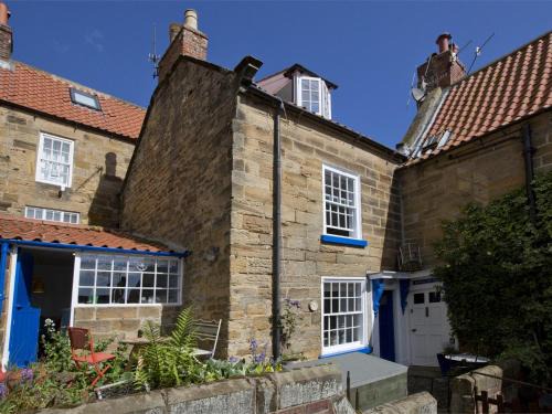 Robin Hood's Bay House | 2 Bed in Robin Hoods Bay G0085