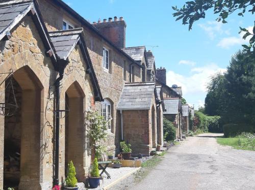 Ilminster House | 2 bed property in Ilminster Somerset 56523
