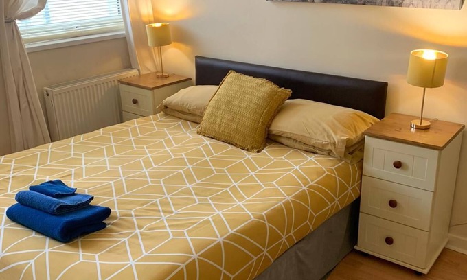 Wallasey Apartment | 2 BED SELF CATERING APARTMENT