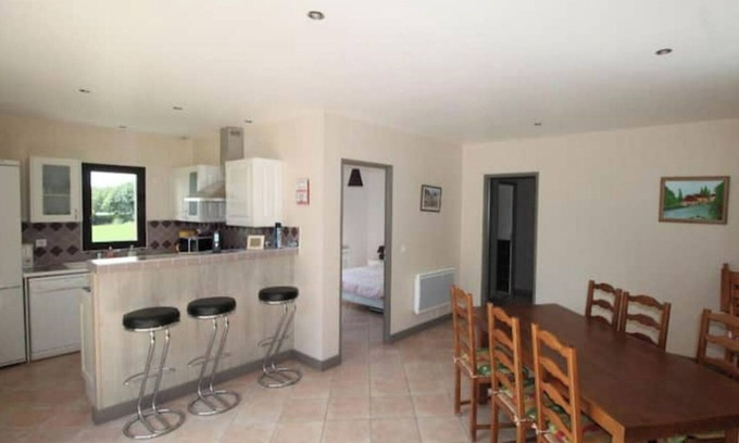 Saint-Crepin-et-Carlucet House | 2-bedroom house for 4 people with swimming pool