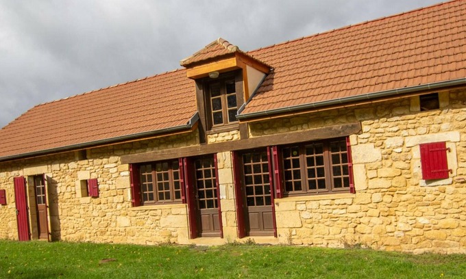 Castelnaud-la-Chapelle Cottage | 2-bedroom house with terrace in the heart of Dordogne