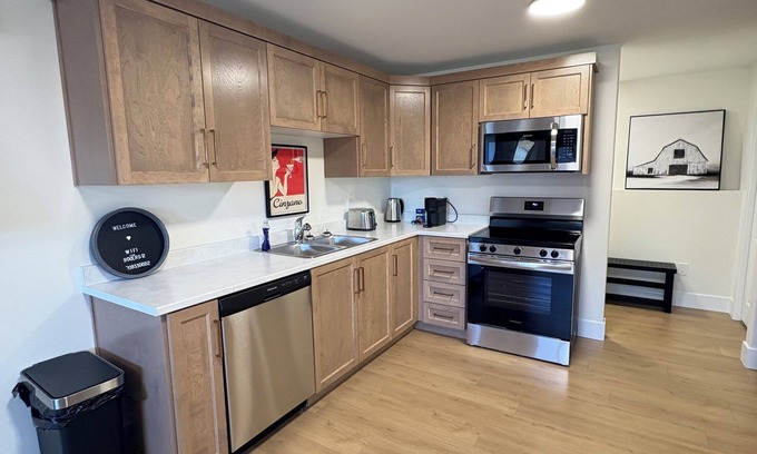 Terra Nova Apartment | 2 bedroom 1 bathroom apartment in kenmount terrace with private driveway