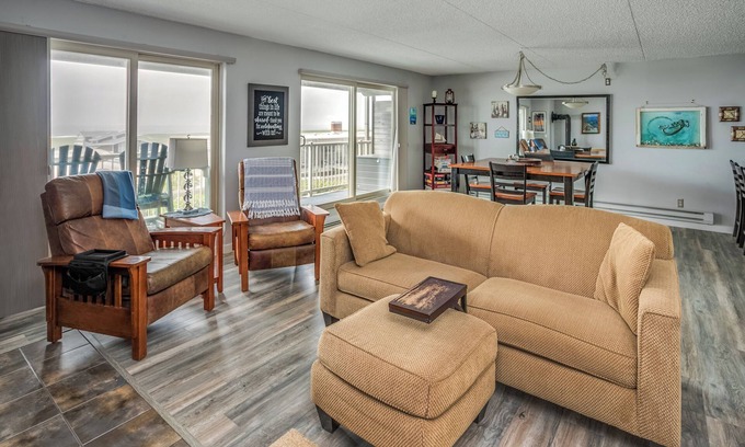 Gearhart Apartment | 2 Bedroom~1st floor~Newly remodeled~No Cleaning Fees!