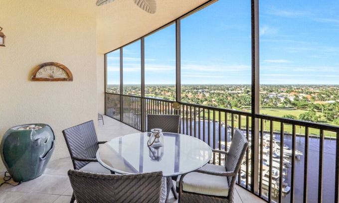 Cape Harbour Condo | 2 bedroom 2 bath condo overlooking marina