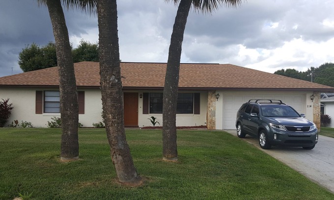 Placid Lakes House | 2 Bedroom 2 Bath on the 4th Canal that leads to beautiful Lake June