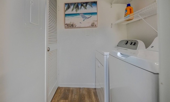 Lindridge-Martin Manor Apartment | 2 Bedroom 2 bathroom in the Heart of Atlanta
